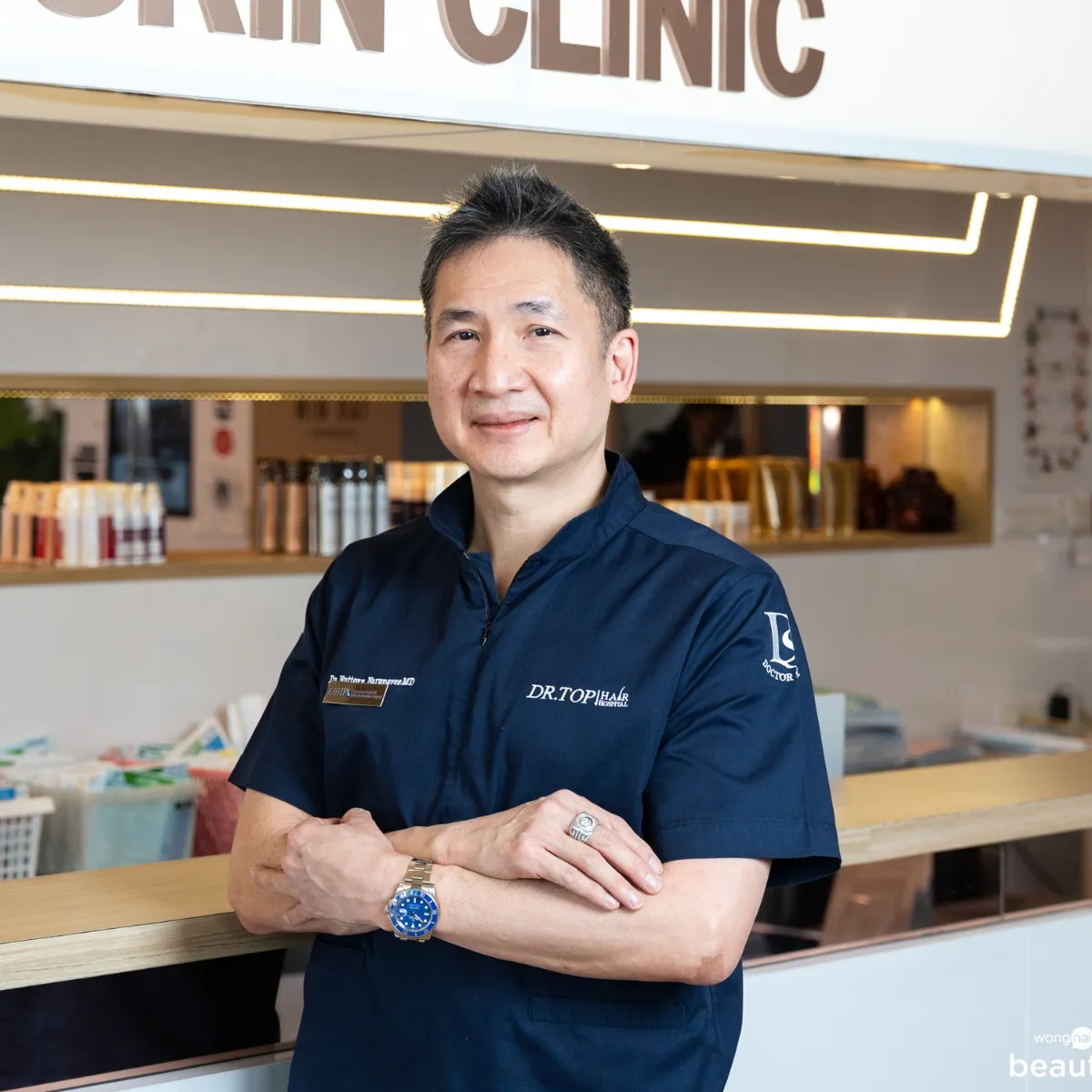 คลินิกปลูกผมถาวร ปลูกผม FUE ไร้รอยแผลเป็น | THE SKIN CLINIC